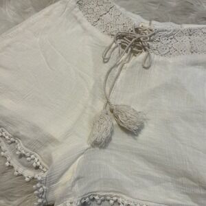 Anthro RYU Crochet Pom Pom's Cotton‎ Cream Shorts Boho Elastic Crepe Large